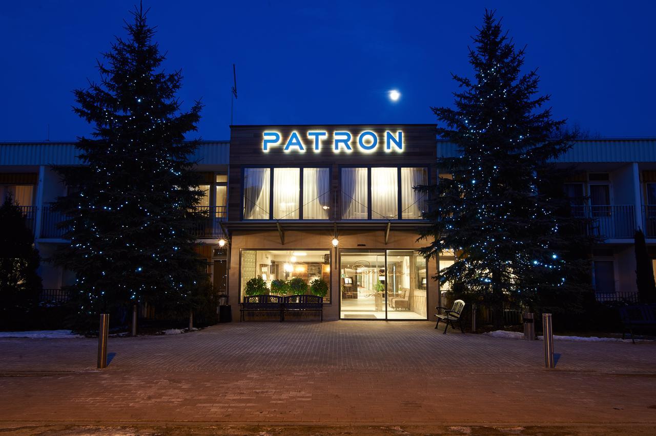 Obiekt Hotelarski Patron Varşova Dış mekan fotoğraf